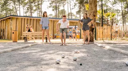 Pétanque au camping Les Dunes de Contis