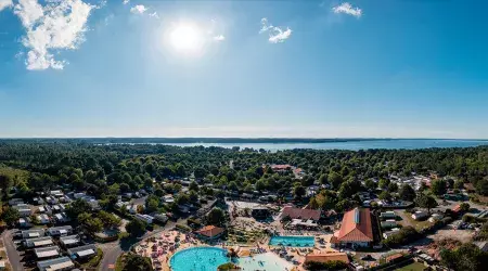 Vue aérienne du camping de la Réserve
